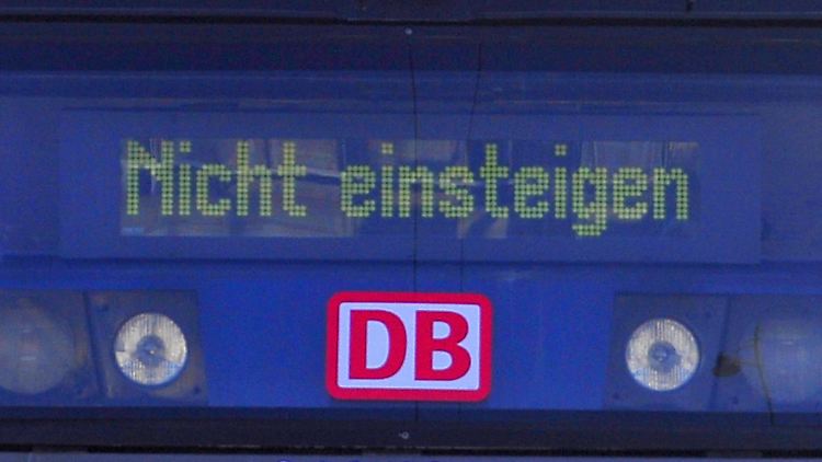 AP110304112441.jpg