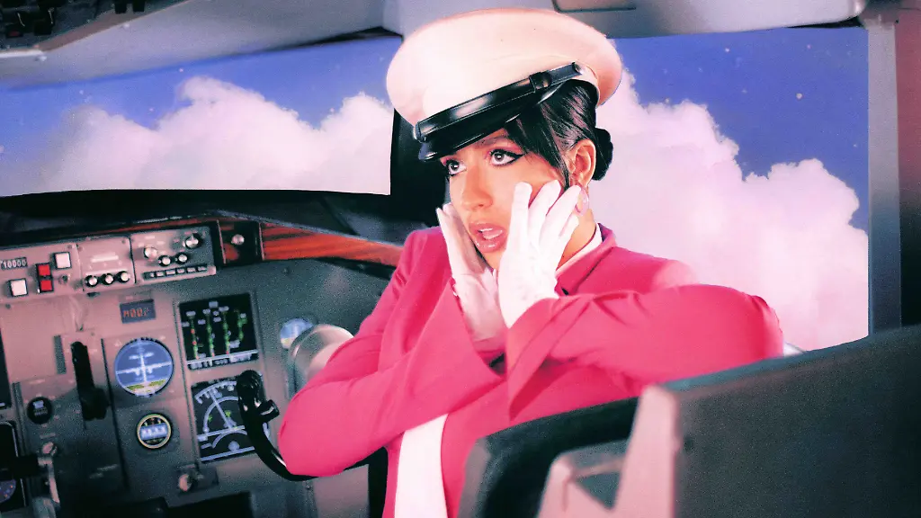 Tate-McRae-Gross-Promo-23