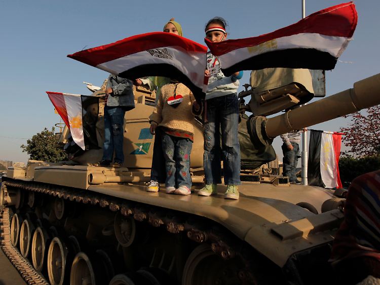 In Kairo gingen die Menschen wieder auf den Tahrir-Platz, um ihren Willen nach wirklichen Wandel zu bekräftigen.