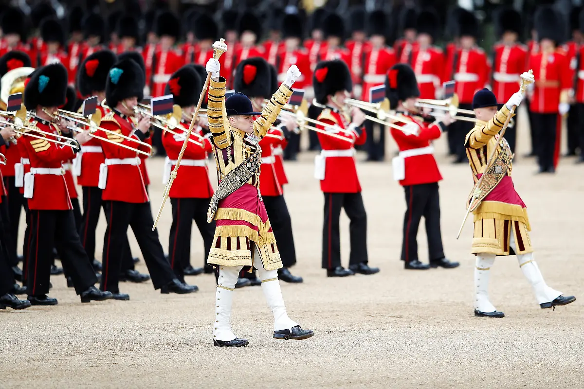 2022-05-28T104227Z-1354934982-RC2AGU9ZBVAN-RTRMADP-3-BRITAIN-ROYALS-PLATINUM-JUBILEE