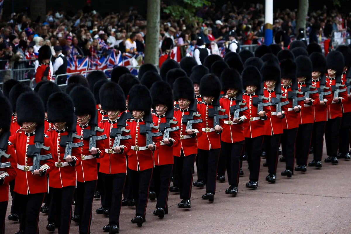 2022-06-02T121150Z-1458644748-RC2MJU9ERMD3-RTRMADP-3-BRITAIN-ROYALS-PLATINUM-JUBILEE