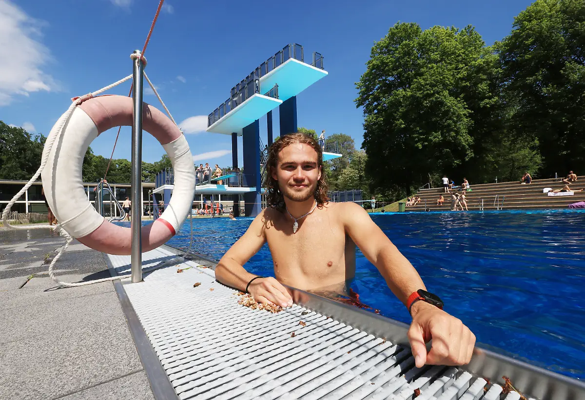 61dbbfee0a276c6c961459c6d9ae4a3b