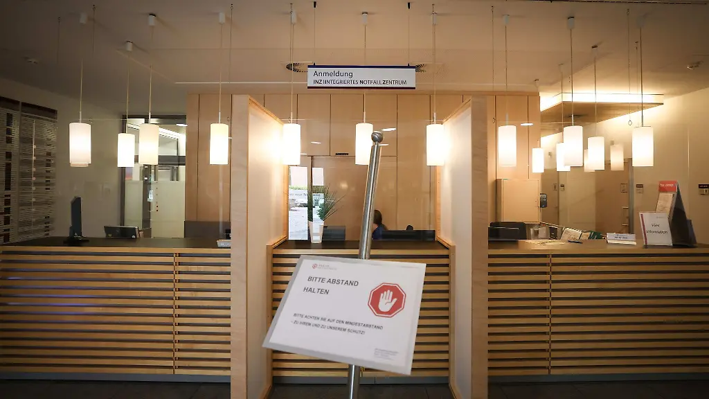 Die-Anmeldung-des-neuen-Integrierten-Notfallzentrums-INZ-im-Marienkrankenhaus