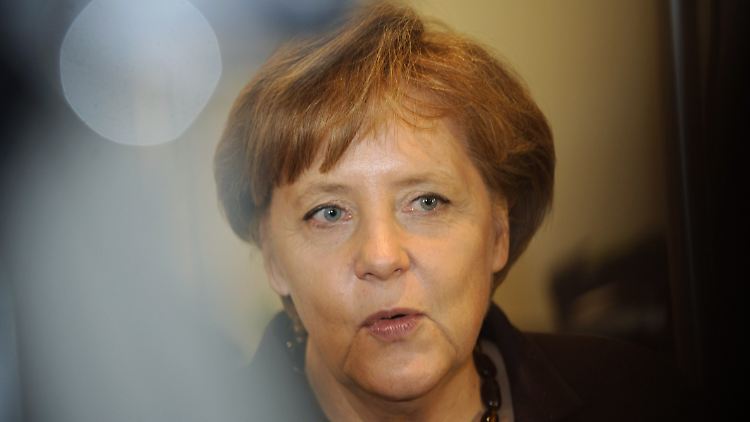 Merkel will noch mehr Frauen in Spitzenpositionen sehen.