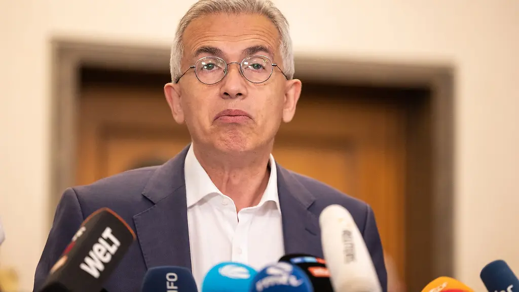 Peter-Feldmann-SPD-Oberbuergermeister-von-Frankfurt-am-Main