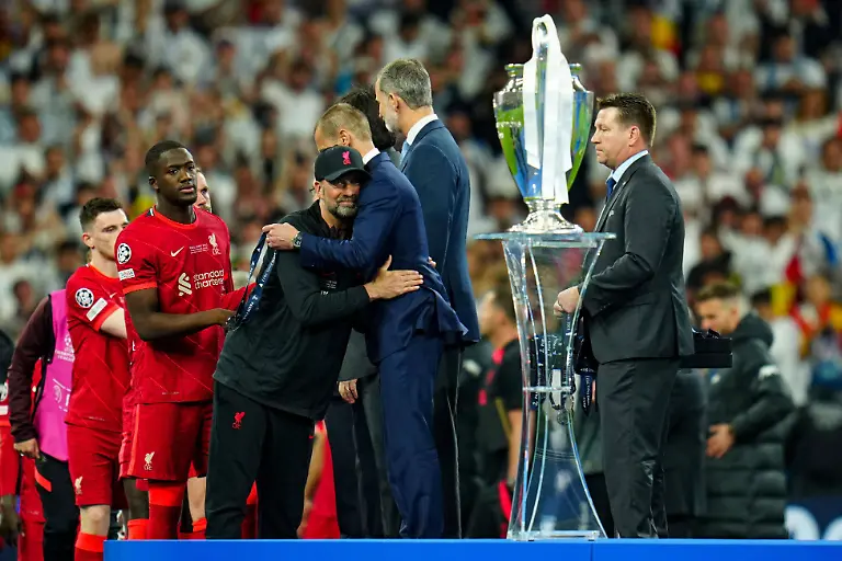 37677d91b05c2f85f7245ece78794208