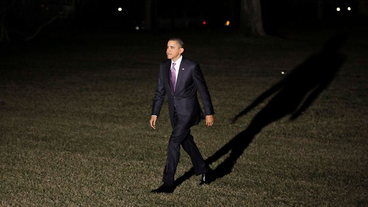 Obama lässt sich ständig informieren über die Lage in Libyen.