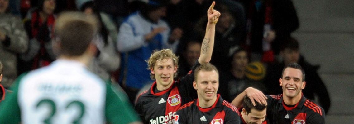 Lachen am Autobahnkreuz: Leverkusen gewinnt klar.