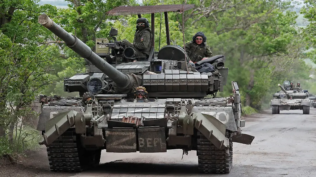 2022-05-22T204737Z-1397913478-RC27CU98NH1F-RTRMADP-3-UKRAINE-CRISIS-DONETSK-REGION