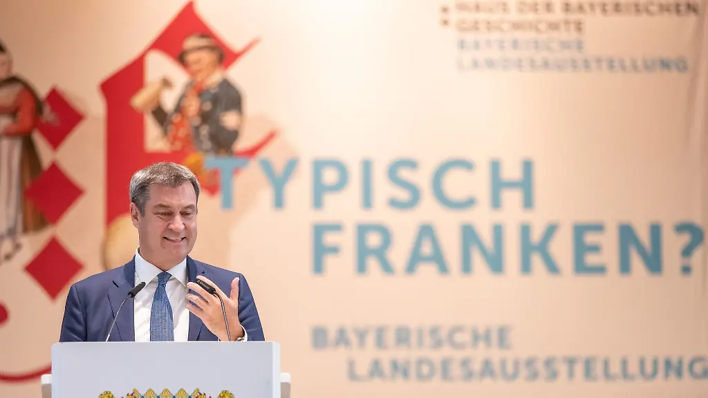 Markus-Soeder-CSU-Ministerpraesident-von-Bayern-spricht-im-Rahmen-der-Eroeffnung-der-Bayerischen-Landesausstellung