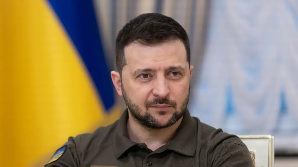 Mit-Praesident-Selenskyj-hat-das-ukrainische-Volk-eine-Fuehrungspersoenlichkeit-die-seiner-Tapferkeit-und-Unverwuestlichkeit-wuerdig-ist-schreibt-Joe-Biden