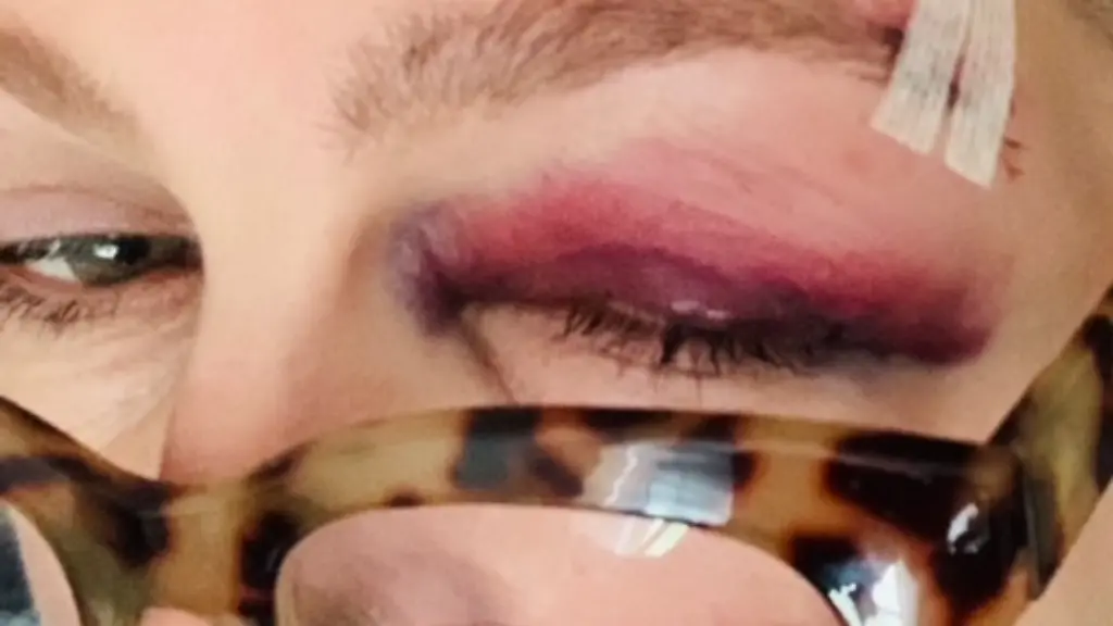 983B5B09-A3B6-4BBA-9407-1D52FB4AC411