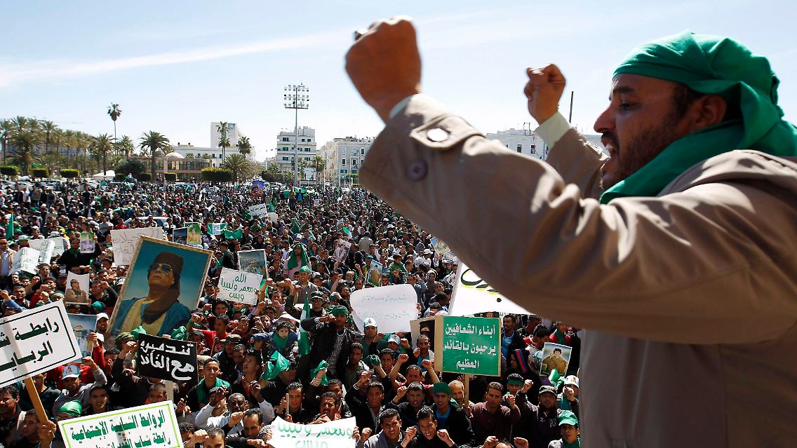 2011-03-06T142957Z_01_CLH129_RTRMDNP_3_LIBYA-TRIPOLI.JPG1005283405887152958.jpg