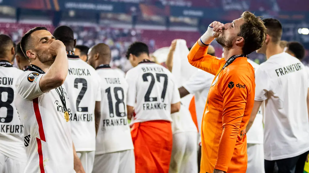 084a25d3f2610c67cab1fc8f3dbb1eee