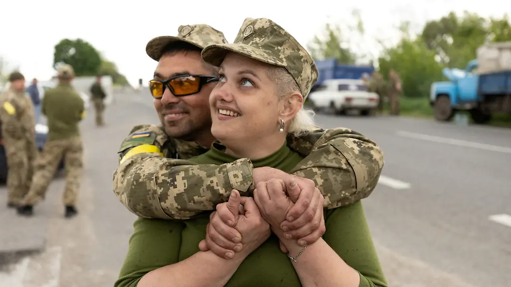 2022-05-16T131340Z-2045157748-RC2M7U93PGW9-RTRMADP-3-UKRAINE-CRISIS