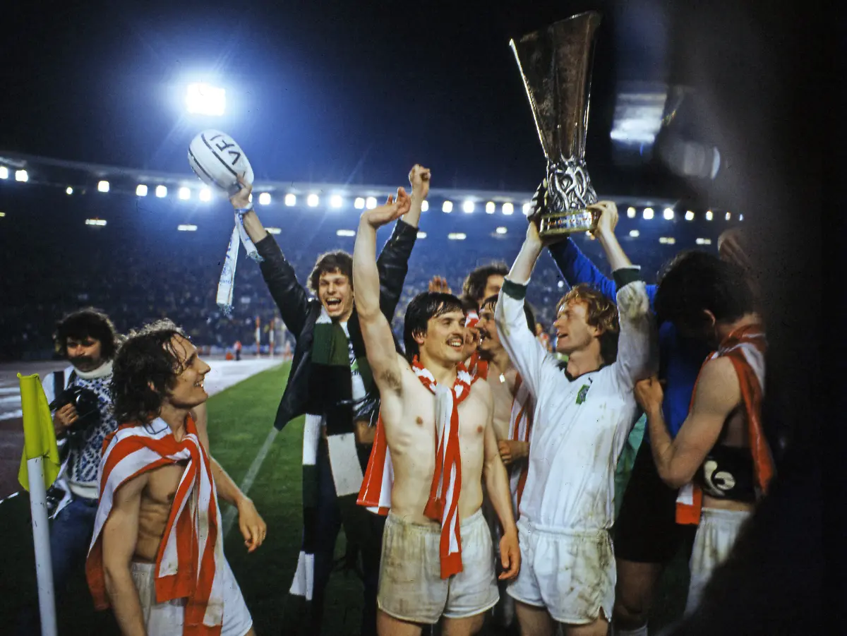 bg-europapokalsieger-d-25