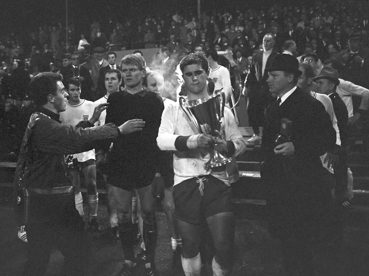 bg-europapokalsieger-d-9a