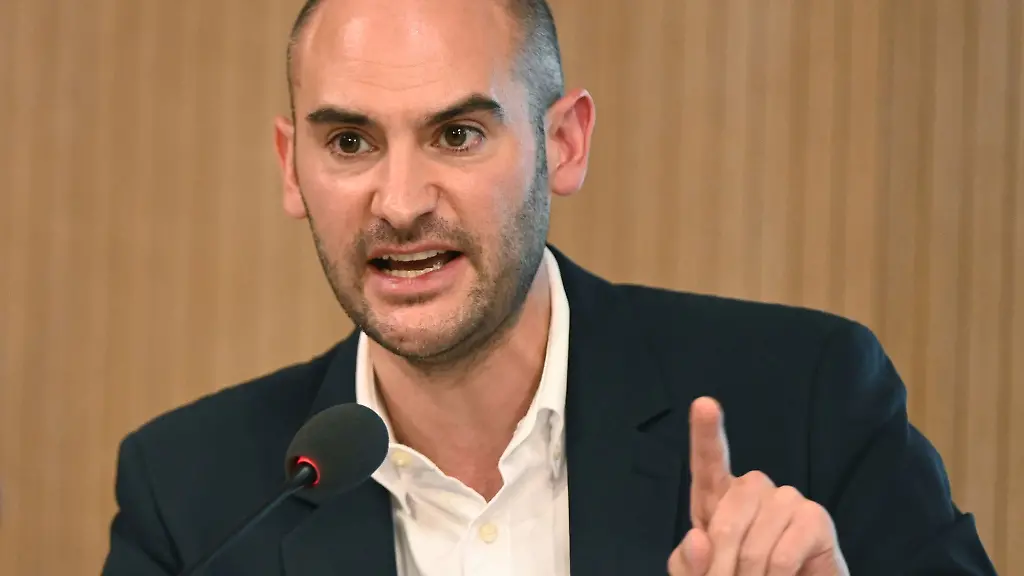 Danyal-Bayaz-Buendnis-90-Die-Gruenen-Finanzminister-von-Baden-Wuerttemberg-spricht