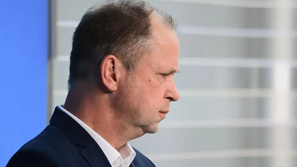 Joachim-Stamp-stellvertrender-Ministerpraesident-von-Nordrhein-Westfalen-FDP