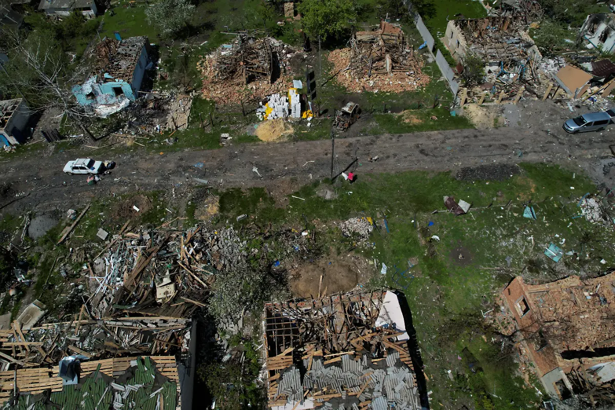 2022-05-11T161820Z-2031884667-RC2Z4U97BLNA-RTRMADP-3-UKRAINE-CRISIS-VILLAGE