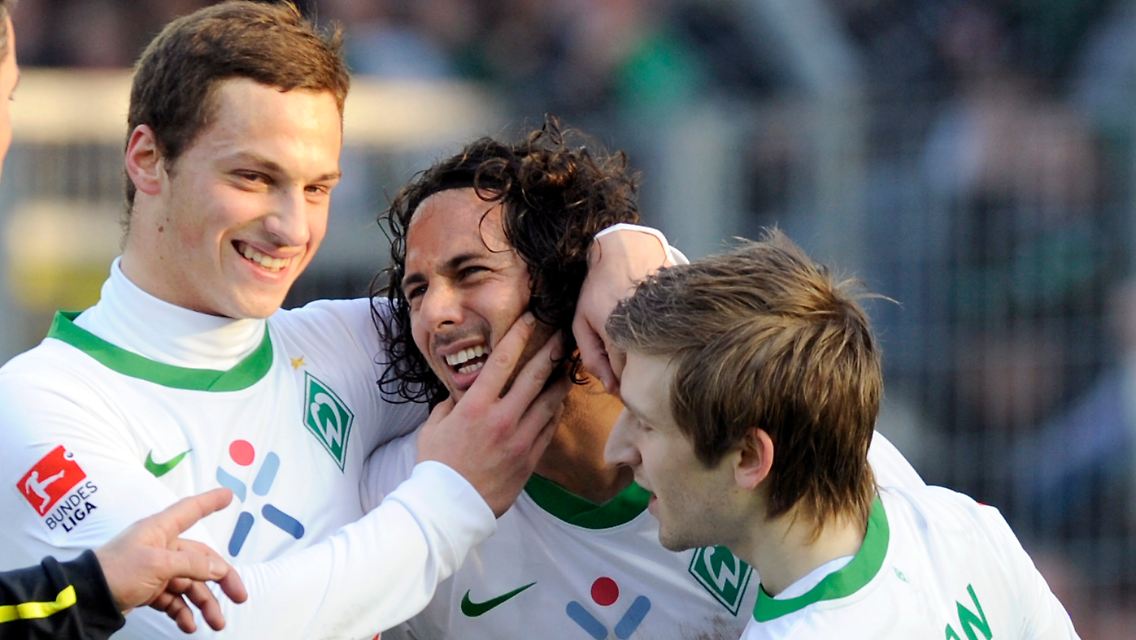 Jetzt haben sie sich wieder lieb: Die Bremer Marko Arnautovic, Claudio Pizarro und Marko Marin.