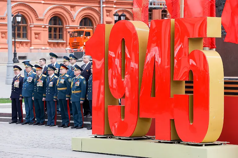 e08d5d069d5f0d4175cba66507898195