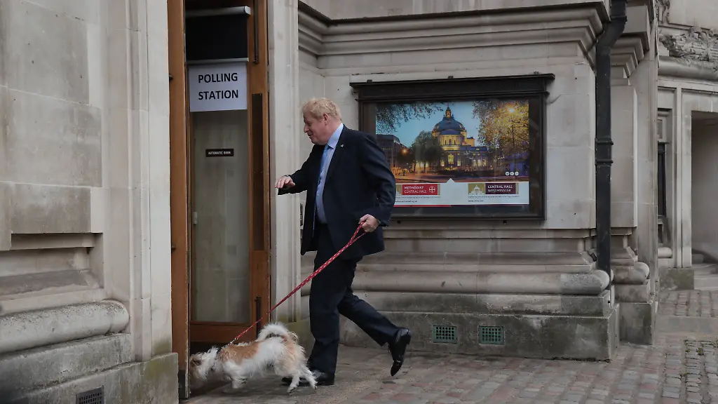 31b2520888ba4c4618eee22e9fc0da10