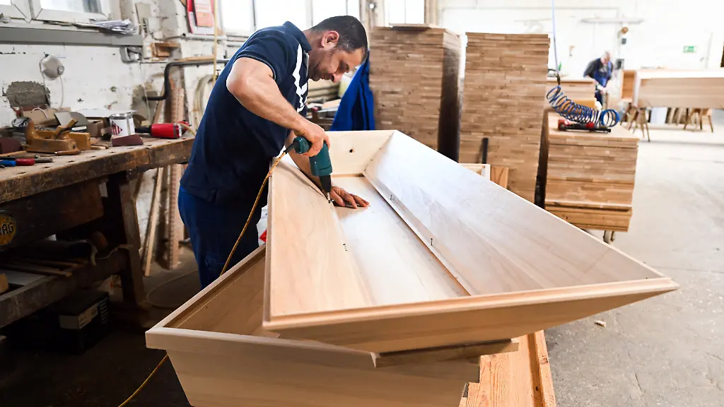 0ec85e5a78111d61afe1741b901142f9