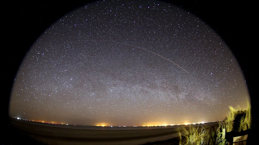Blick-in-den-Sternenhimmel-ueber-Spiekeroog