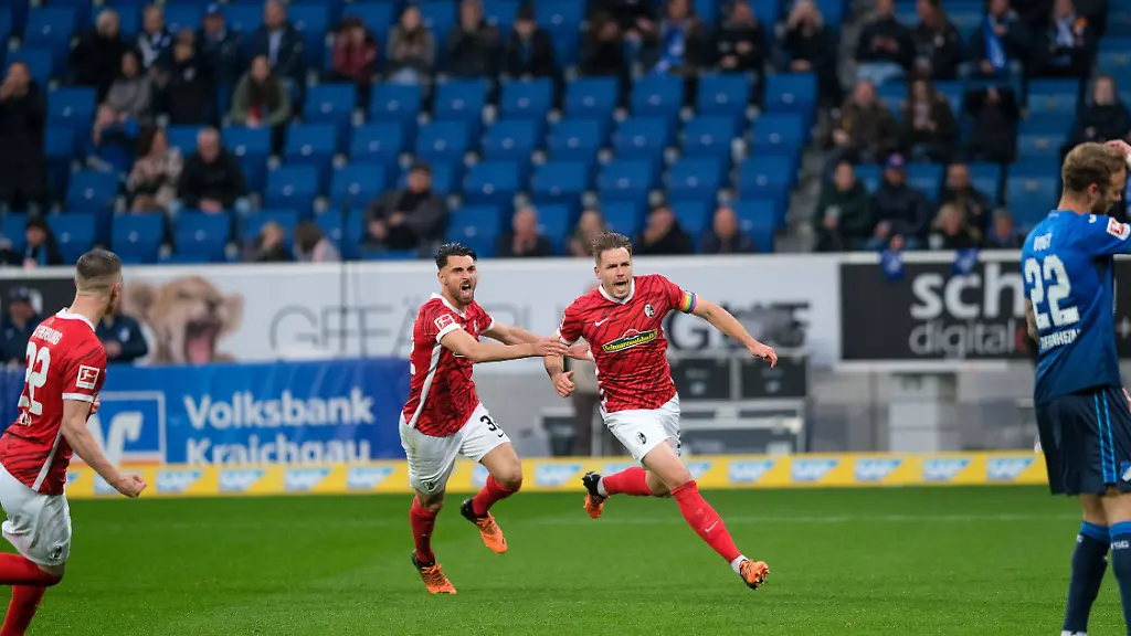 Christian-Guenter-bejubelt-seinen-Treffer-zum-2-2-fuer-Freiburg-gegen-die-TSG-1899-Hoffenheim