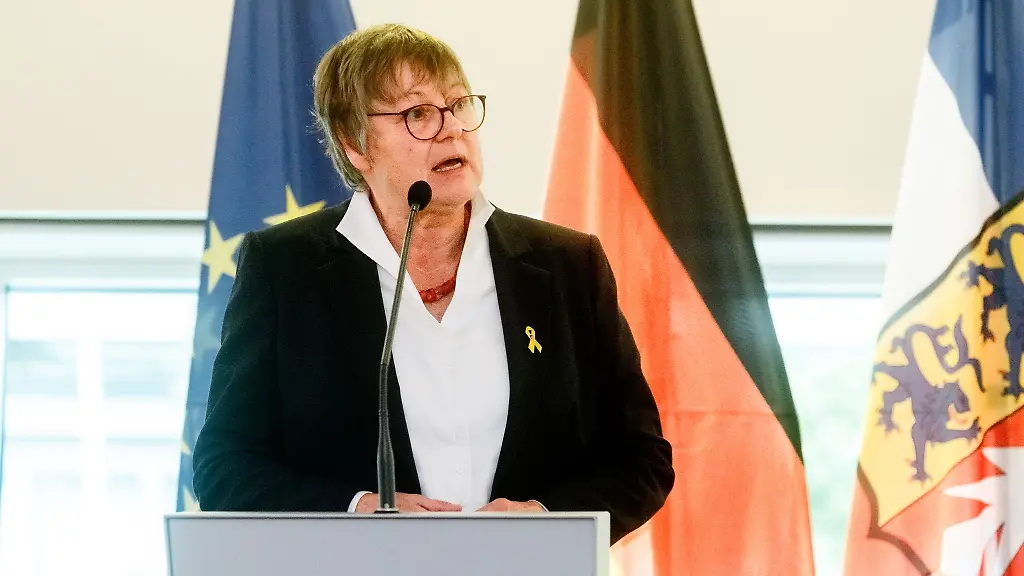 Landtags-Vizepraesidentin-Kirsten-Eickhoff-Weber-SPD