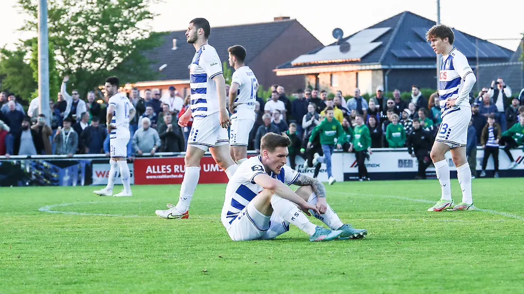 ef7e4ef9cdbb9e5106d1f5e6d77ab90f