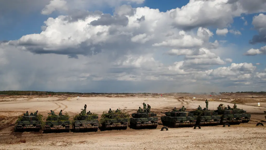 Die-polnische-Armee-verfuegt-bereits-ueber-den-deutschen-Leopard-2-Panzer