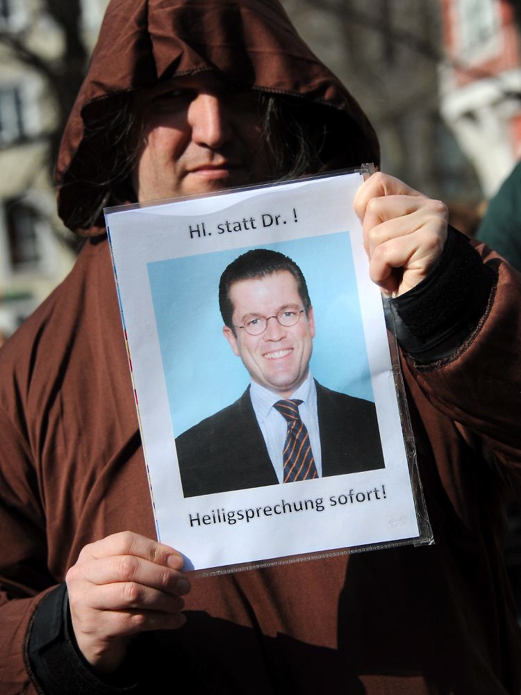 So hoch hat der Ex-Minister dann doch nicht gestapelt.