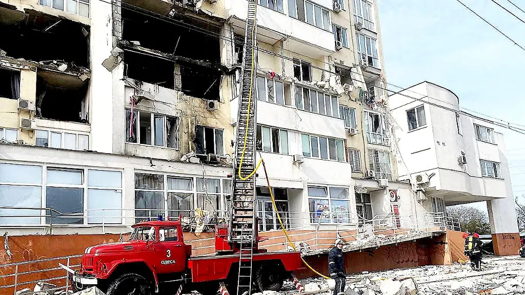 d0d08b8ecc66ef972c9010479e876345