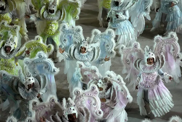 9f4f30d8d058084c01557a1adcf7d49d