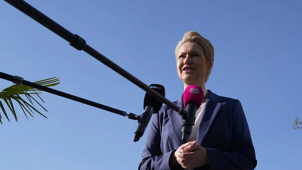 e8bc4662c350b0e7bf0563ca0f72b704