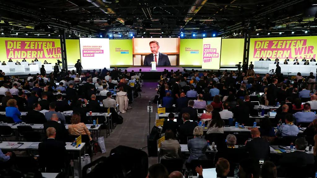 fff07d7c2696d8d2548ed57893f6c6d7