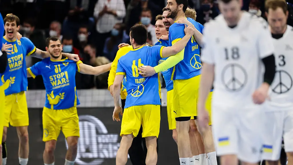 Berlins-Spieler-jubeln