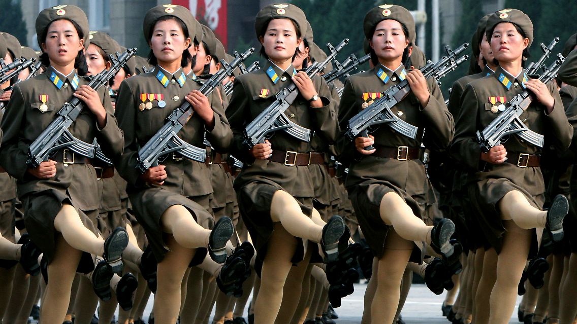 Nordkoreanische Soldatinnen bei einer Militärparade in Pjöngjang.