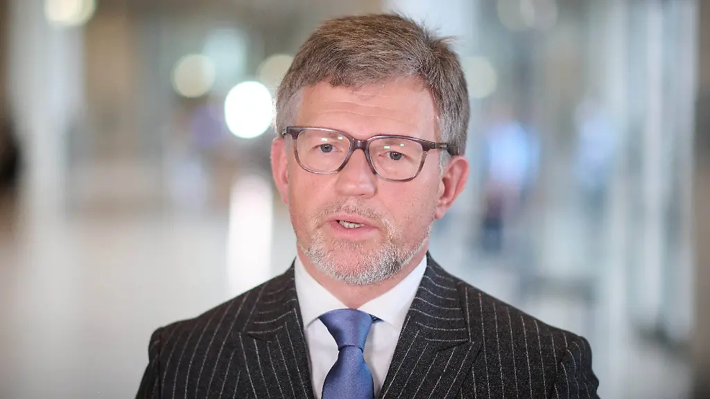 97f5775cb59be0da6a7c3a23797f4628