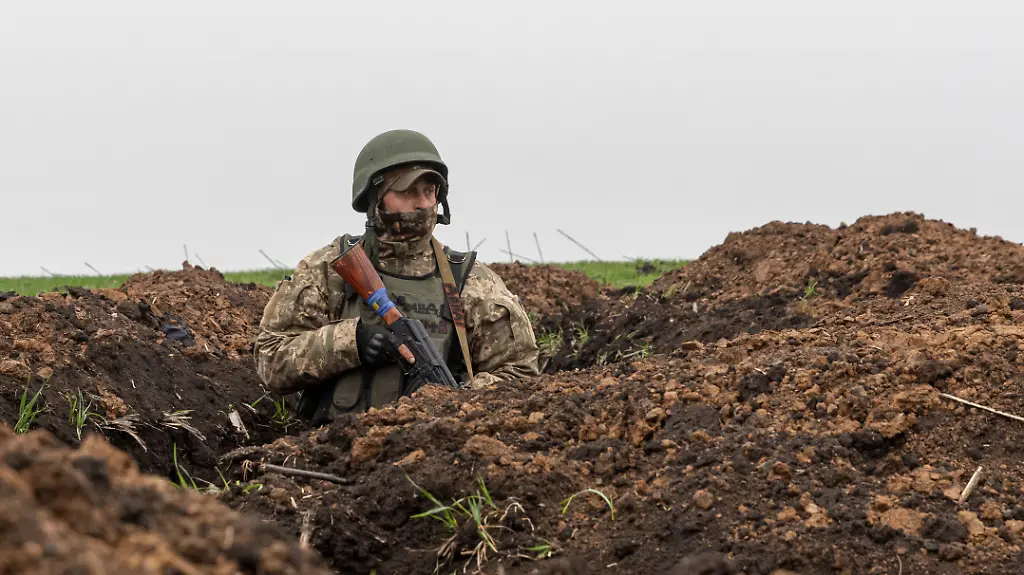 7e236bf40c32d9211bcc7bddecbdc775