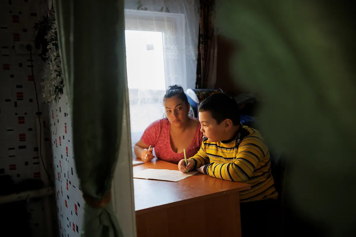 2022-04-11T090154Z-358391497-RC22IT9TDCHV-RTRMADP-3-UKRAINE-CRISIS-VILLAGE