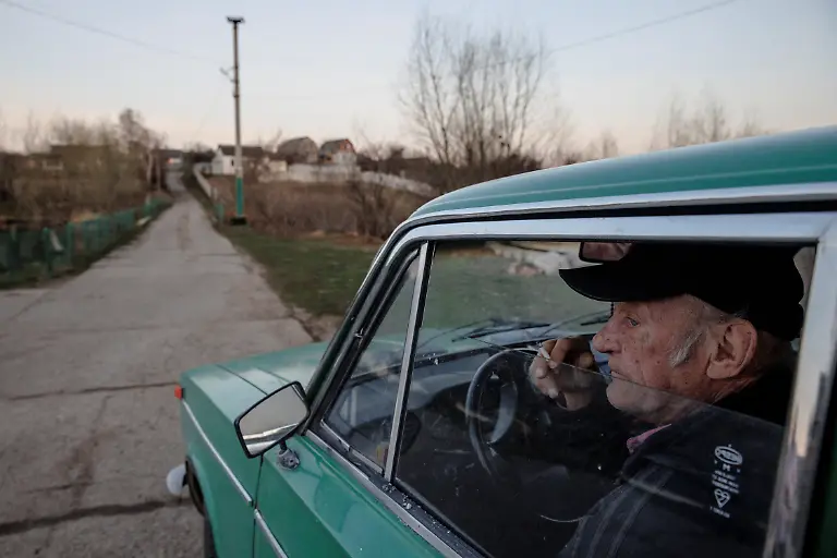 2022-04-11T090151Z-1249342825-RC2XHT9BMBTW-RTRMADP-3-UKRAINE-CRISIS-VILLAGE