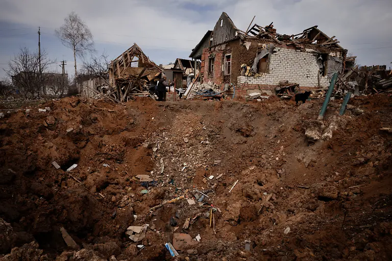2022-04-11T090205Z-1387269522-RC2QET9B2G69-RTRMADP-3-UKRAINE-CRISIS-VILLAGE