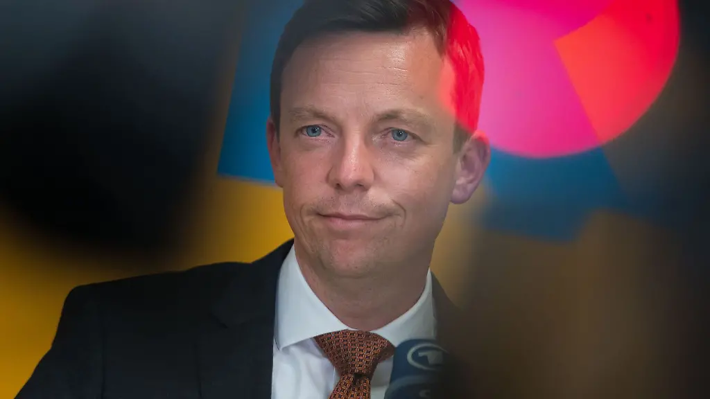 Saarlands-Ministerpraesident-Tobias-Hans-CDU-gibt-ein-Pressestatement-ab