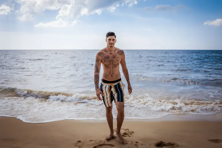 1mIAczgE68yI-kampfRTLZWEI-Paris-Tsitsos-der-realitystars-yasin-11