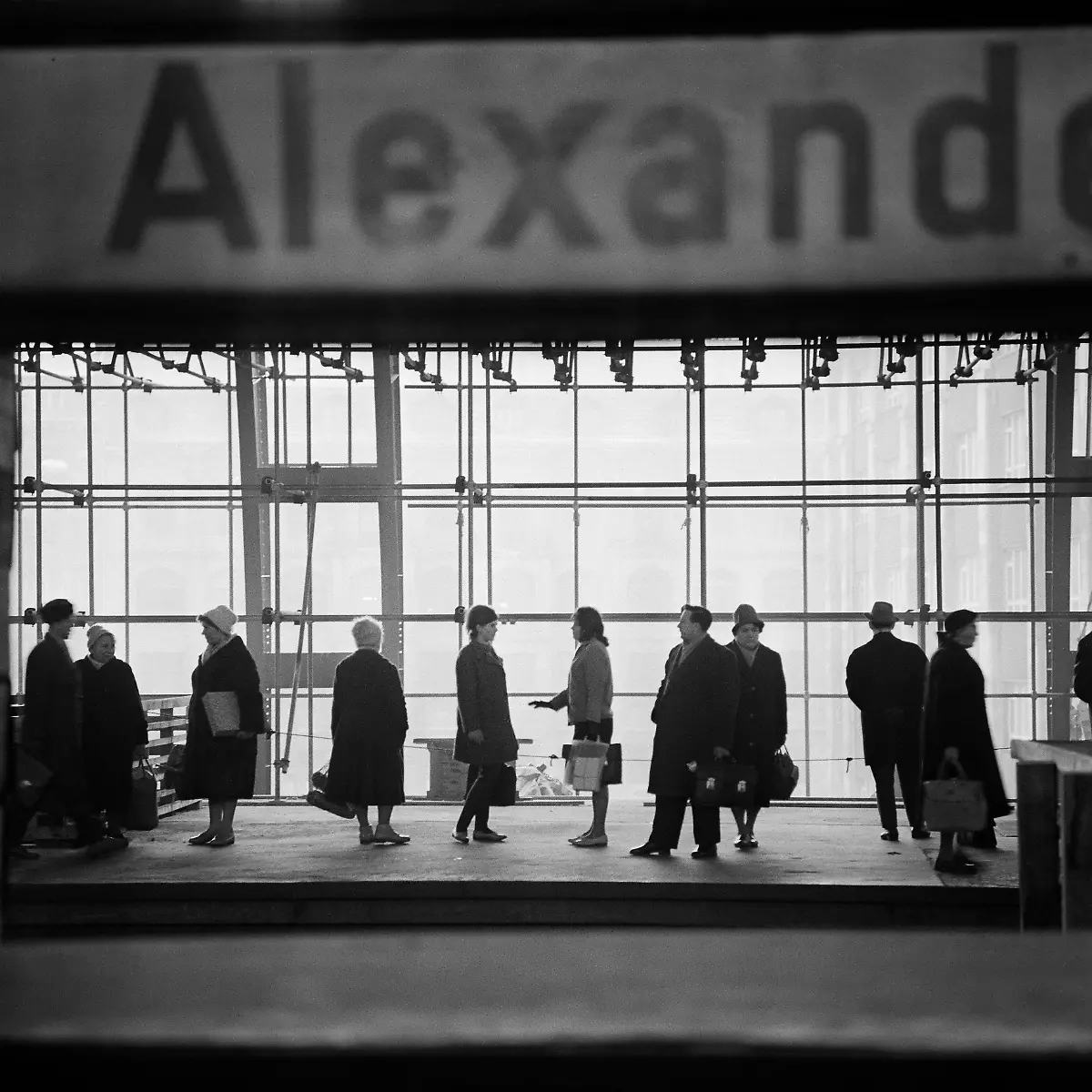 Nur-im-Kontext-mit-Ausstellung-Thomas-Billhardt-CW108247