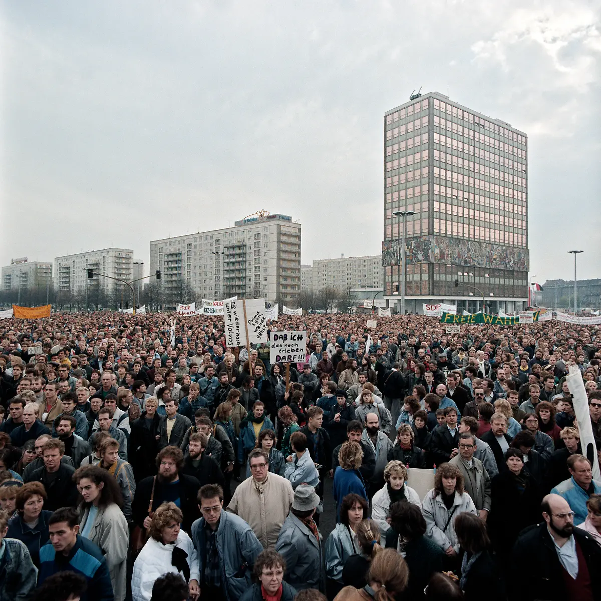Nur-im-Kontext-mit-Ausstellung-verwenden-Thomas-Billhardt-CW98394