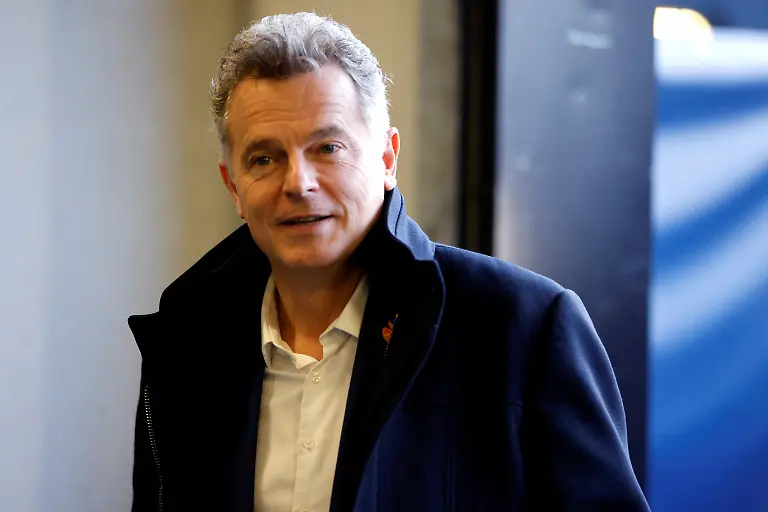 2022-03-14T180800Z-429222716-RC2H2T9CCUWH-RTRMADP-3-FRANCE-ELECTION